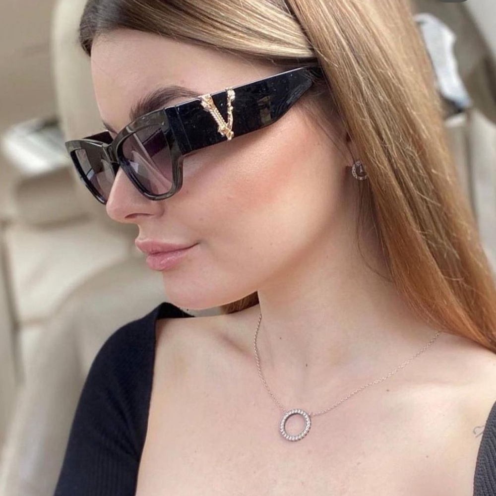 ❌SOLD❌ New Versace Sunglasses - Picture 13 of 16